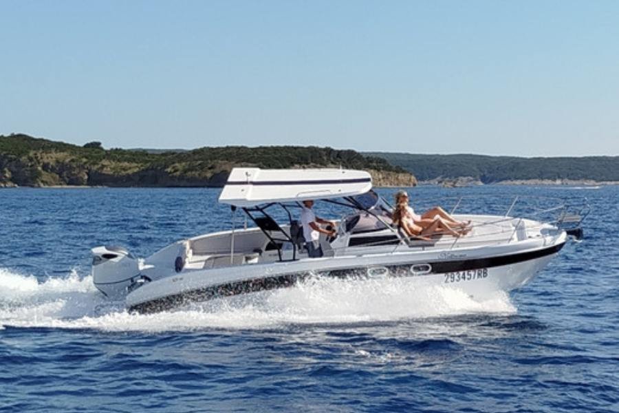 Karnic 800 front Karnic 800 front